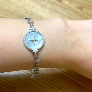 APM White Nacre Bracelet